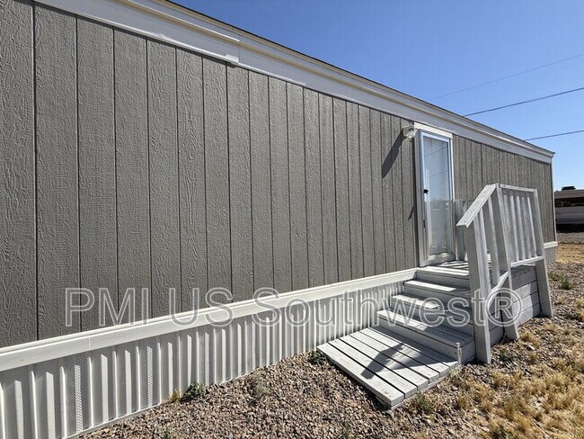 Building Photo - 1866 El Dorado Dr