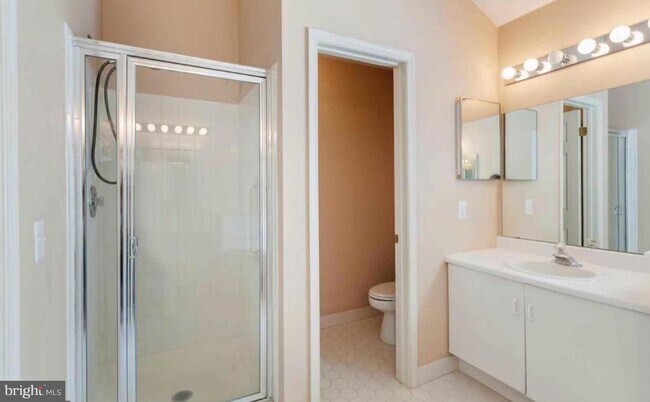 Building Photo - 709 Pebble Creek Ct