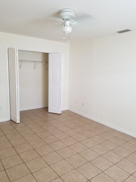 Building Photo - 525-529 Glendale Avenue