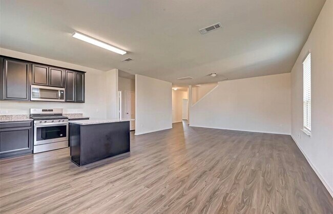 Building Photo - 1623 Avocet Way