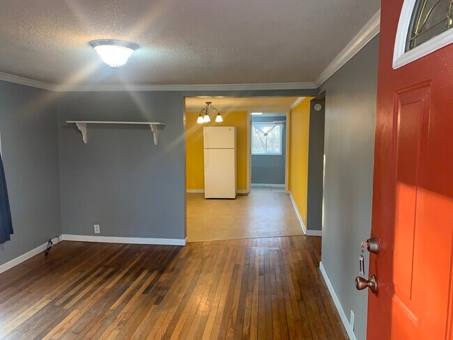 Building Photo - 635 Ledford Rd NE