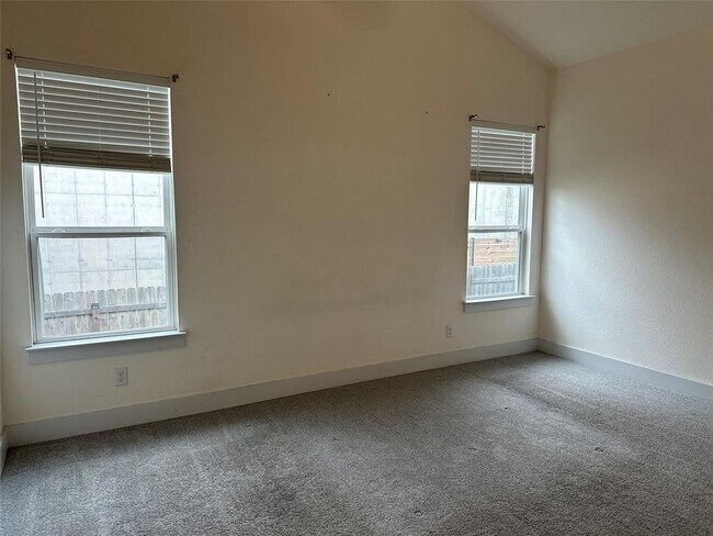 Building Photo - 11204 Charger Wy