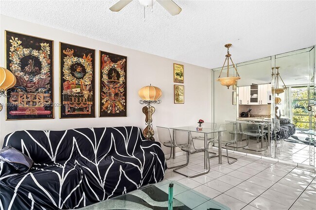 Building Photo - 210 172nd St