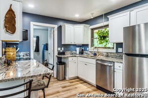 Building Photo - 103 Amber Dr