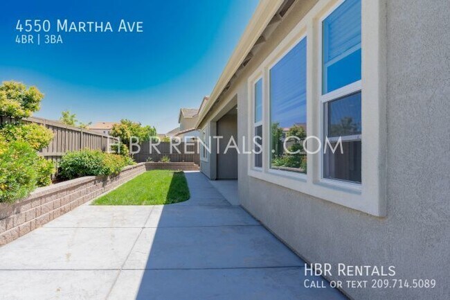 Building Photo - 4550 Martha Ave