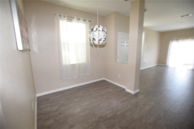 Building Photo - 1570 Scarlet Oak Loop
