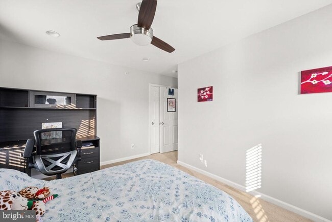 Building Photo - 1738 Beacon Ln