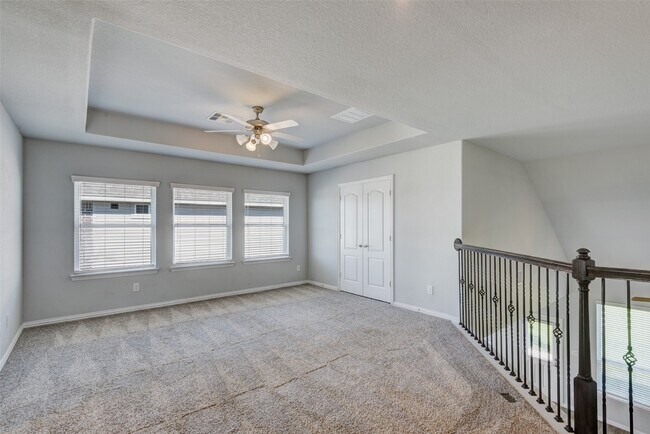 Building Photo - 23421 Vineyard Dr