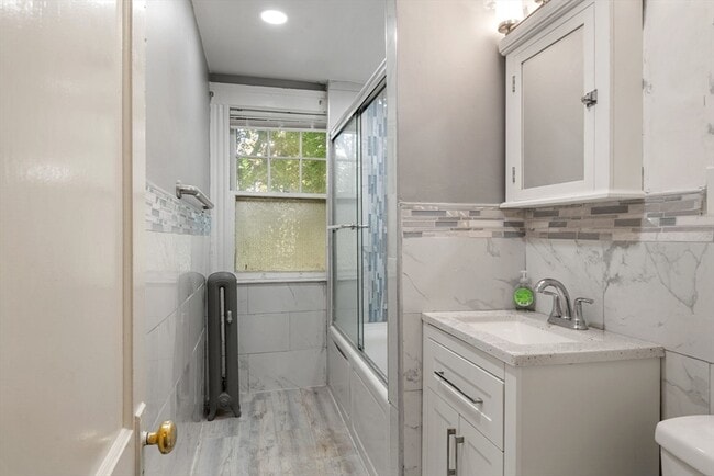 Building Photo - 146 Homestead St