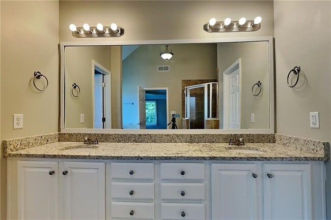 Building Photo - 2564 Dolostone Way
