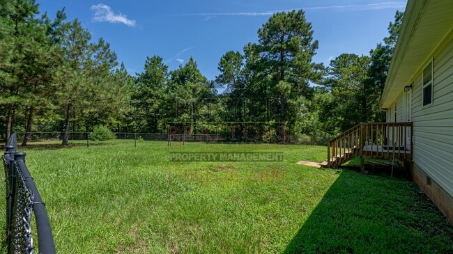 Building Photo - 103 Martha's Loop