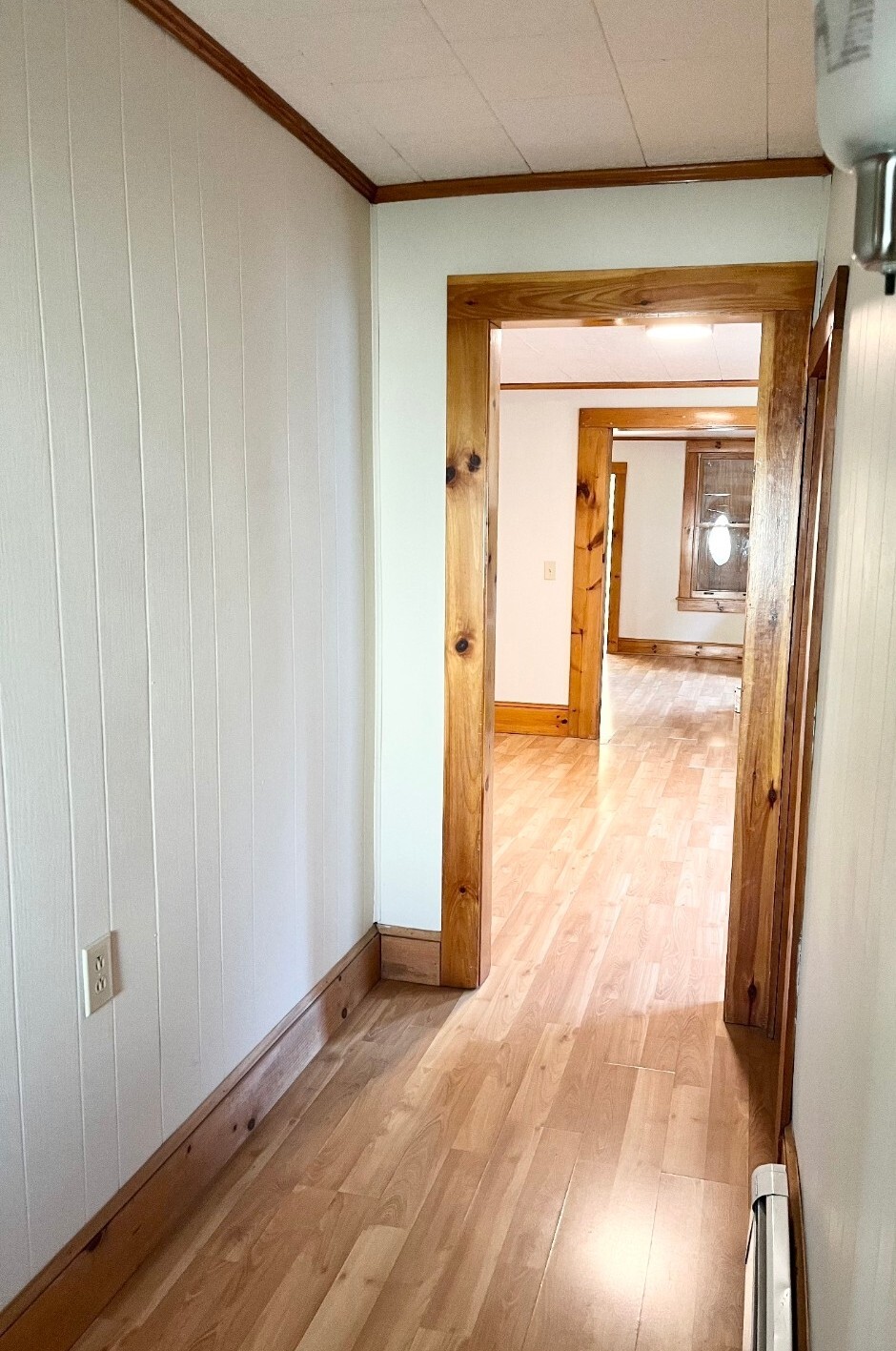 Front Hall - 204 N Champlain St