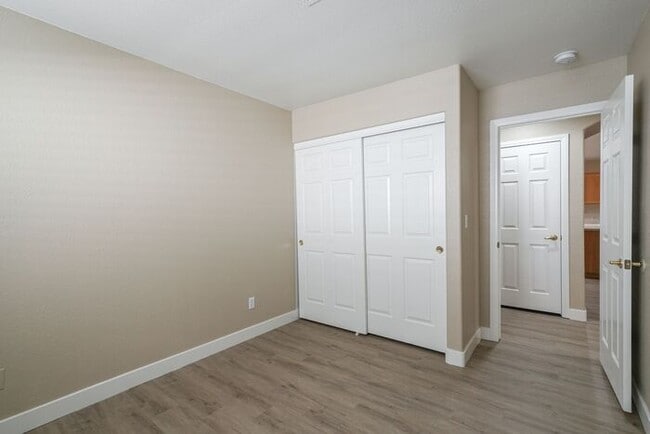 Building Photo - 3 BD 2 BTH SINGLE STORY FOR RENT IN GREEN VALLEY! * COMING SOON *
