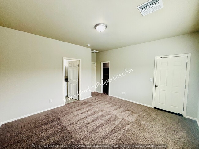 Building Photo - 149 E Stone Ct