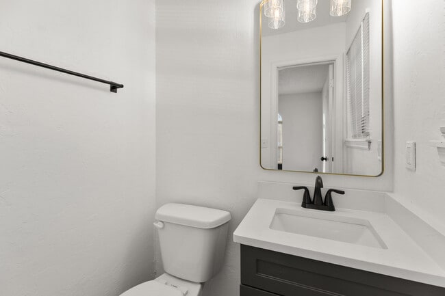 Building Photo - 753 NW 1st St