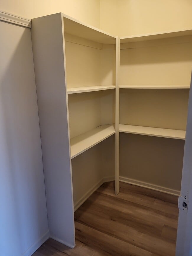 Building Photo - 11737 21 Mile Rd