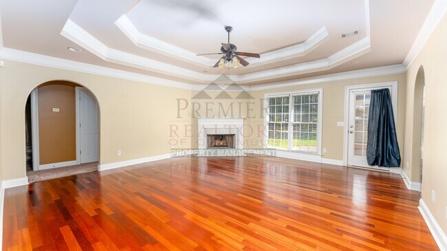 Building Photo - 251 Owens Rd