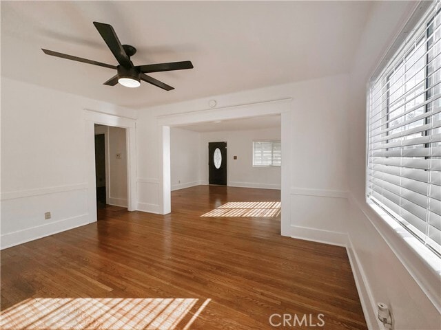 Building Photo - 209 Elm St