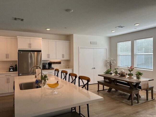 Building Photo - New Remodeled Luxury Home in Santee