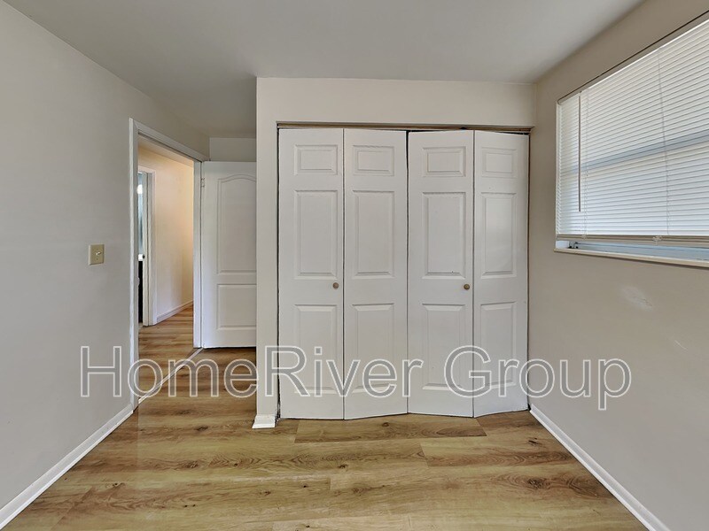 Building Photo - 6153 Spring Hill Dr