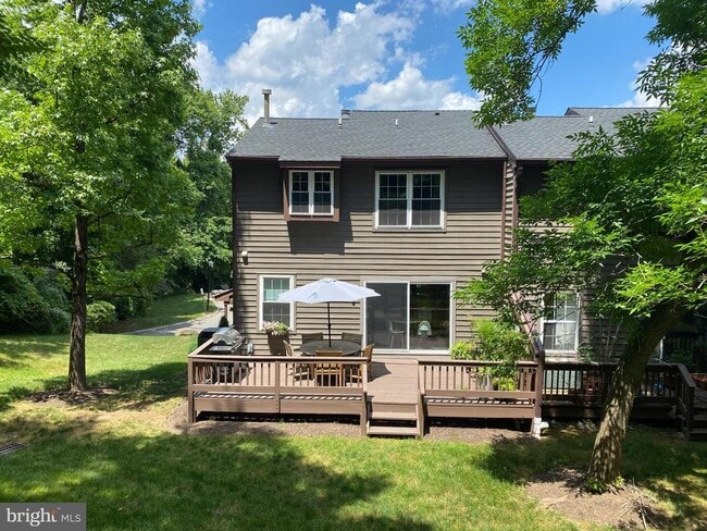 Building Photo - 43 Watertown Ct