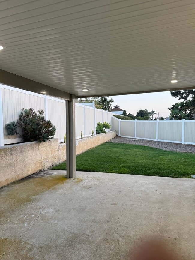 Building Photo - Beautiful Clairemont Cul-de-sac Home