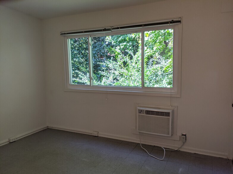 Building Photo - 2316 40th St NW