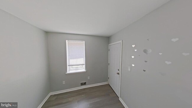 Building Photo - 2036 N Gratz St