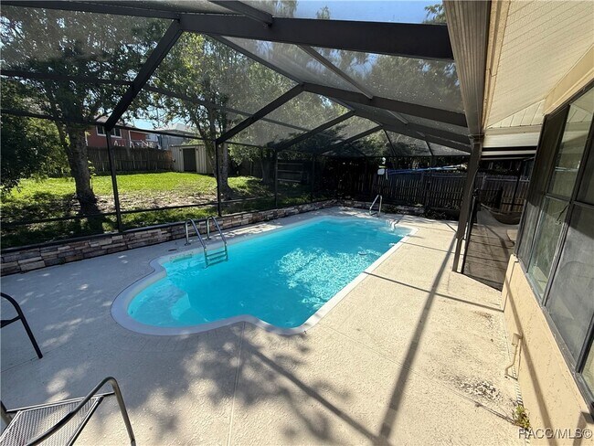 Building Photo - 3632 N Honeylocust Dr