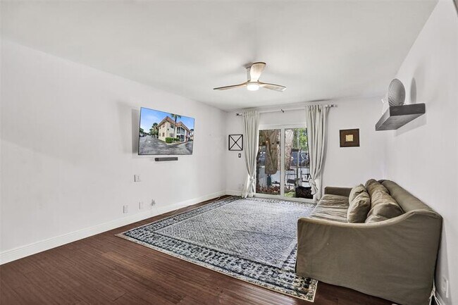 Primary Photo - 101 E McNab Rd