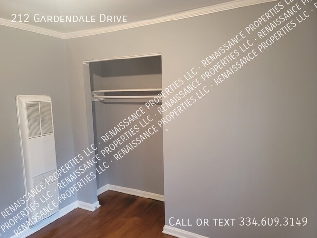 Building Photo - 212 Gardendale Dr