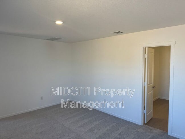 Building Photo - 9161 Luciano Pl