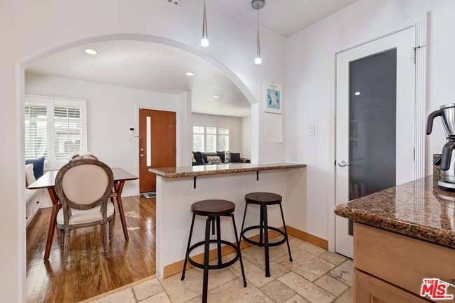 Building Photo - 7820 Agnew Ave