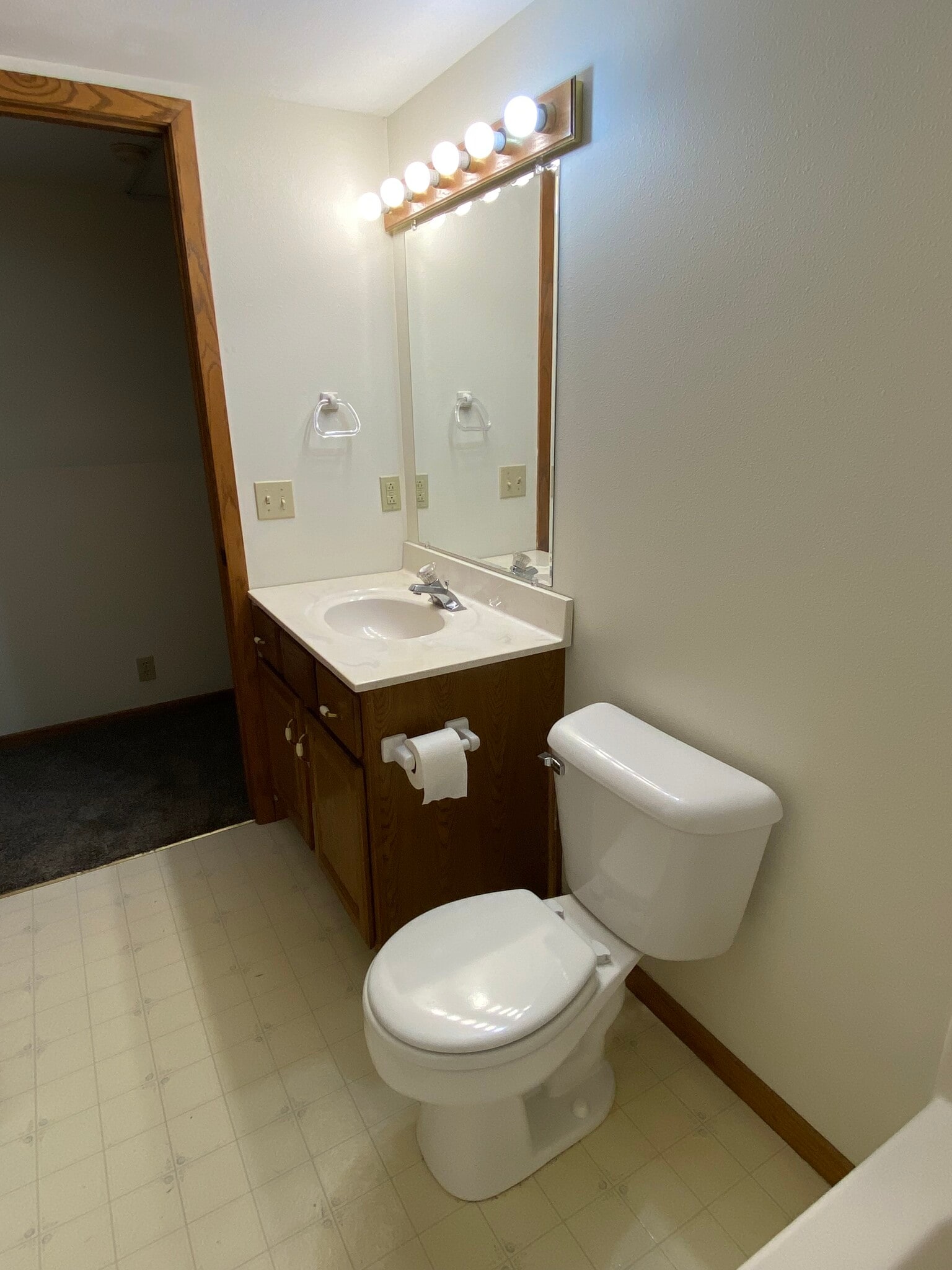 Building Photo - 1129 Glenn Pl