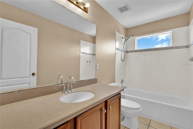 Building Photo - 643 Willett Dr