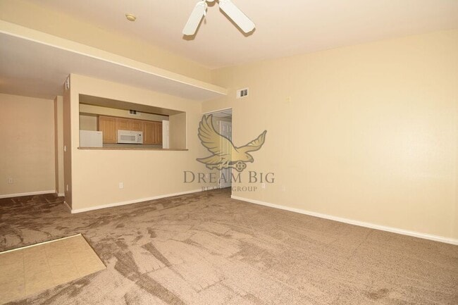 Building Photo - 8000 W Badura Ave