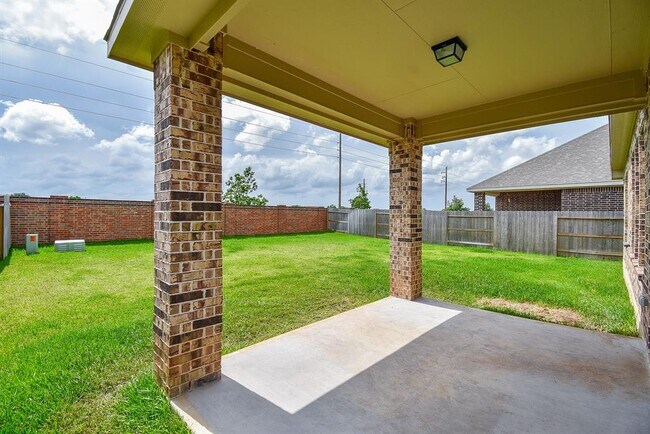 Building Photo - 3024 Myrtle Sunset Dr