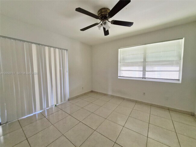 Building Photo - 15320 SW 106th Terrace