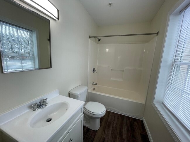 Building Photo - 20 Sentinel Court