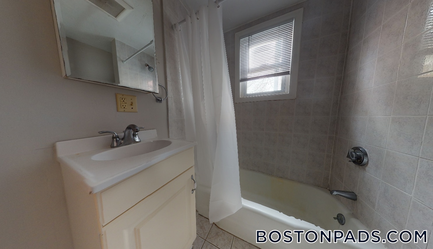 Building Photo - 429 Franklin St