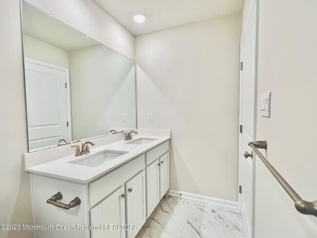 Building Photo - 38 Nelsons Way