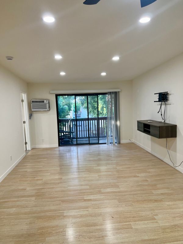 Building Photo - 20234 Cantara St