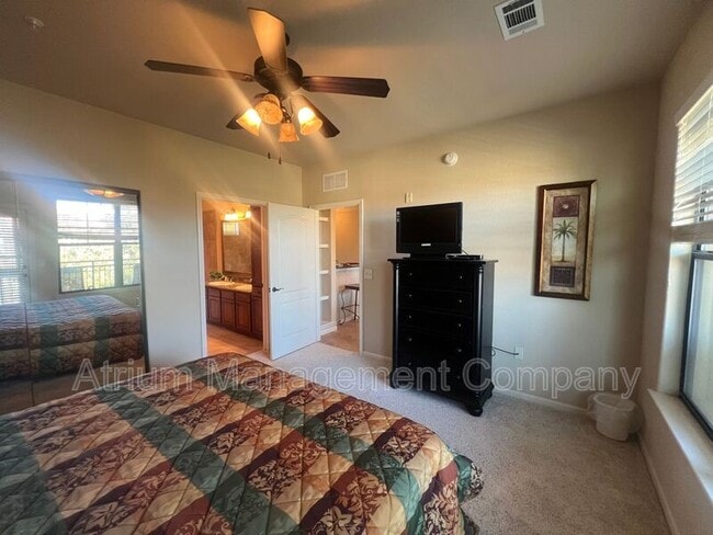 Building Photo - 903 Charo Pkwy