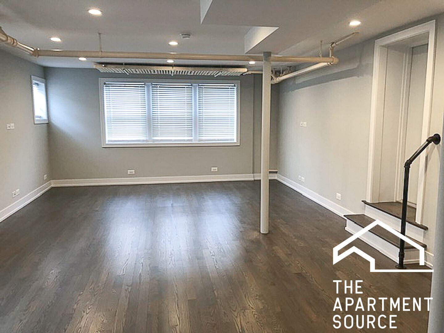 Building Photo - 1932 W Winona St