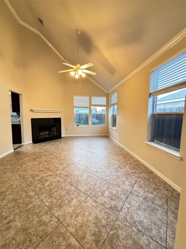 Building Photo - 16318 Bettong Ct