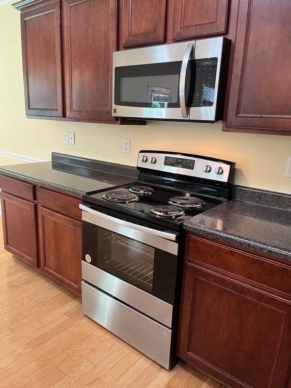 Building Photo - 15113 Oldcorn Ln