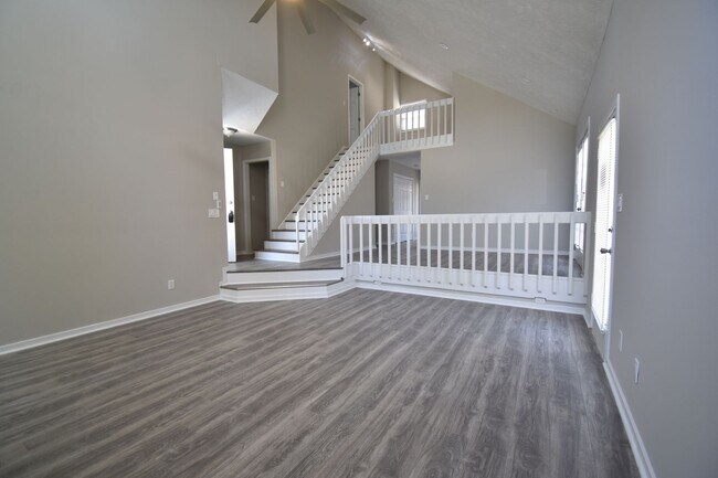Building Photo - COMING SOON-3 BEDROOM 2 BATHROOM - NO PETS
