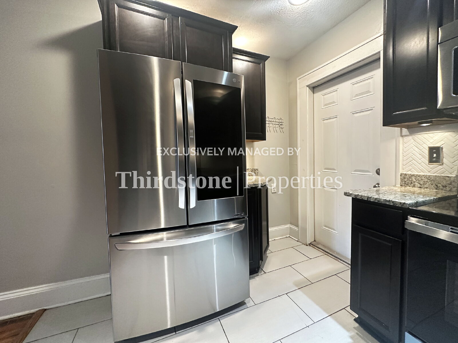 Building Photo - 725 Cherokee St