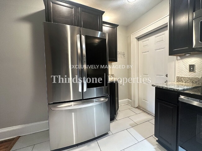 Building Photo - 725 Cherokee St