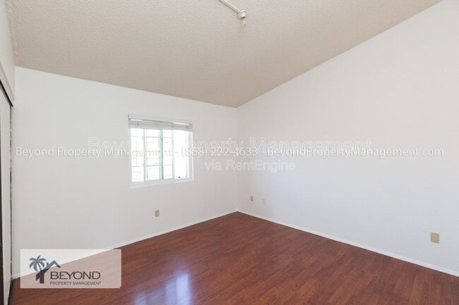 Building Photo - 904 Harbison Pl